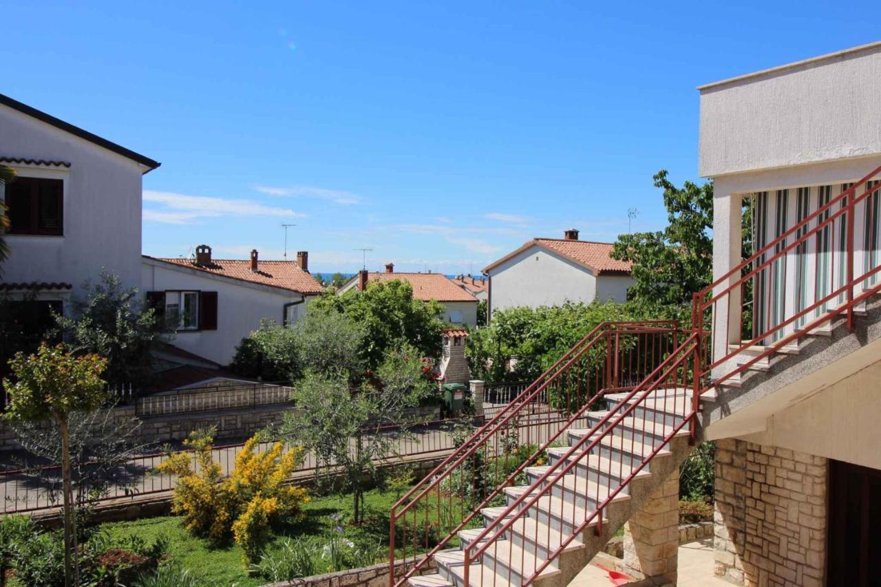 Apartment In Porec/Istrien 37093 Экстерьер фото